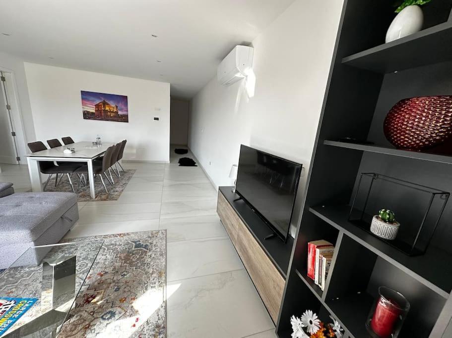 Apartment Modern & Cosy In Marsaxlokk